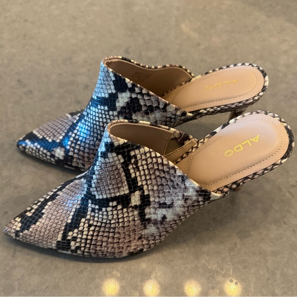 Size 11 Aldo Leather Python Snake Print Stiletto open back shoes - Picture 1 of 4